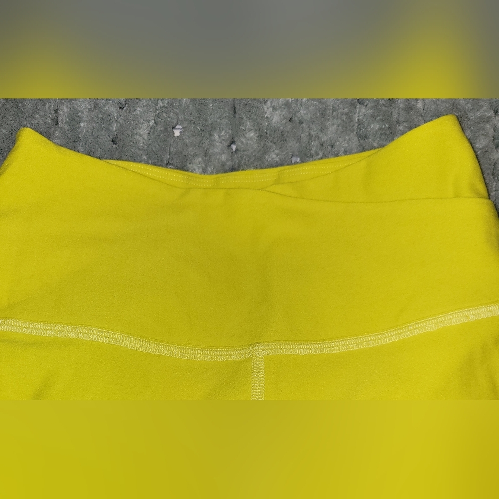 Beyond Yoga Bright Yellow Leggings - Picture 3 of 5